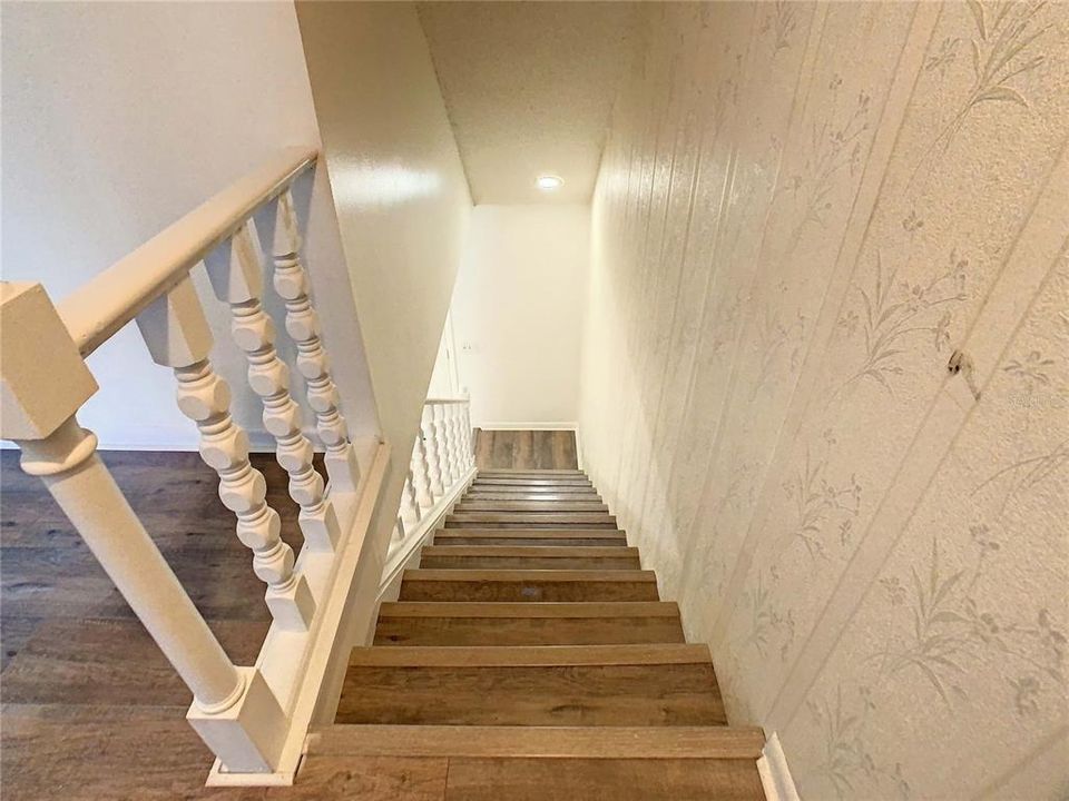 For Sale: $519,990 (4 beds, 2 baths, 1964 Square Feet)