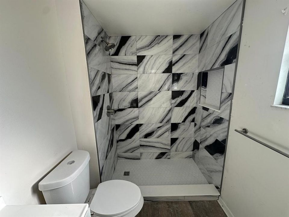 For Sale: $519,990 (4 beds, 2 baths, 1964 Square Feet)