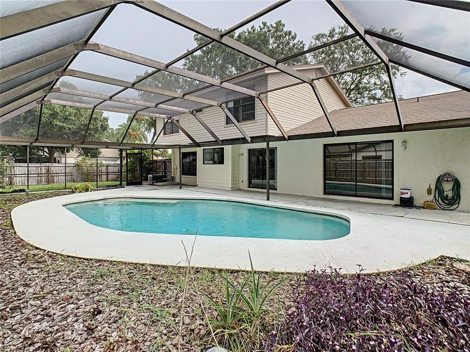 For Sale: $519,990 (4 beds, 2 baths, 1964 Square Feet)