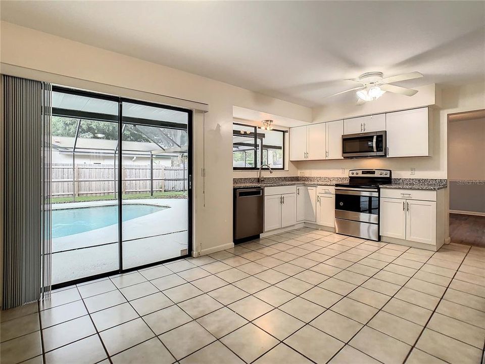 For Sale: $519,990 (4 beds, 2 baths, 1964 Square Feet)