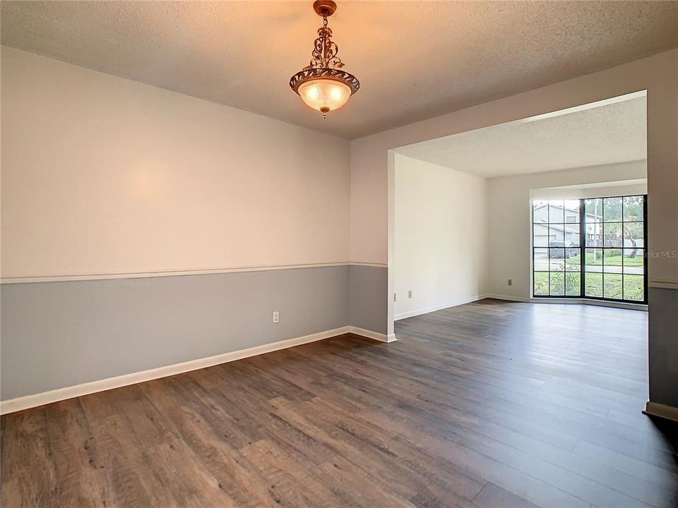 For Sale: $519,990 (4 beds, 2 baths, 1964 Square Feet)