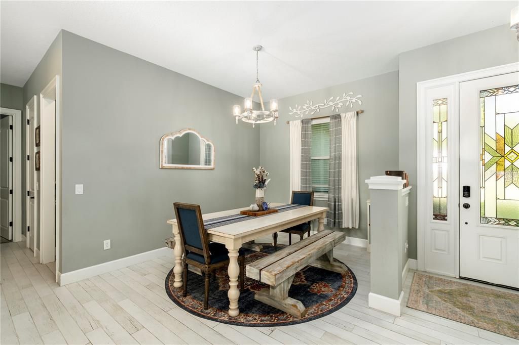 For Sale: $610,000 (4 beds, 2 baths, 1917 Square Feet)