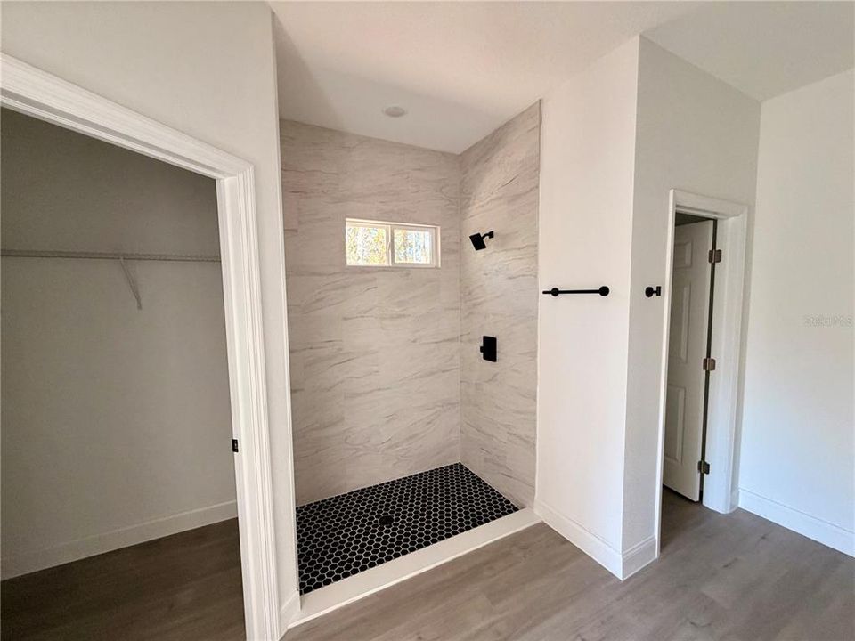 На продажу: $282,900 (3 спален, 2 ванн, 1540 Квадратных фут)