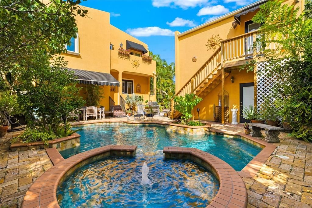 For Sale: $2,400,000 (4 beds, 3 baths, 2919 Square Feet)