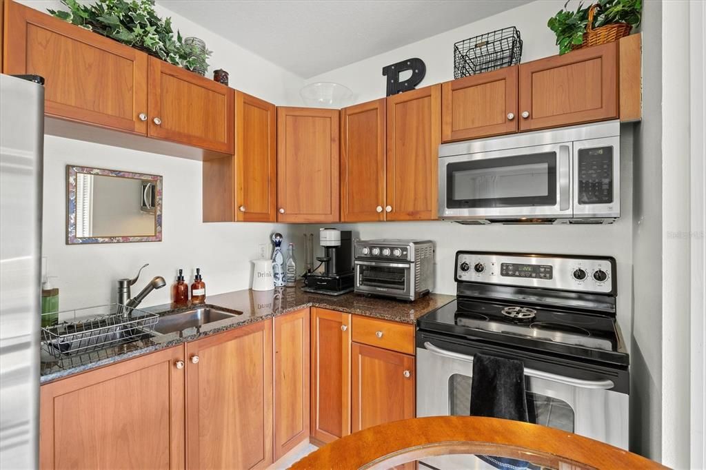 For Sale: $2,400,000 (4 beds, 3 baths, 2919 Square Feet)