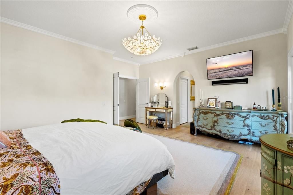 For Sale: $2,400,000 (4 beds, 3 baths, 2919 Square Feet)