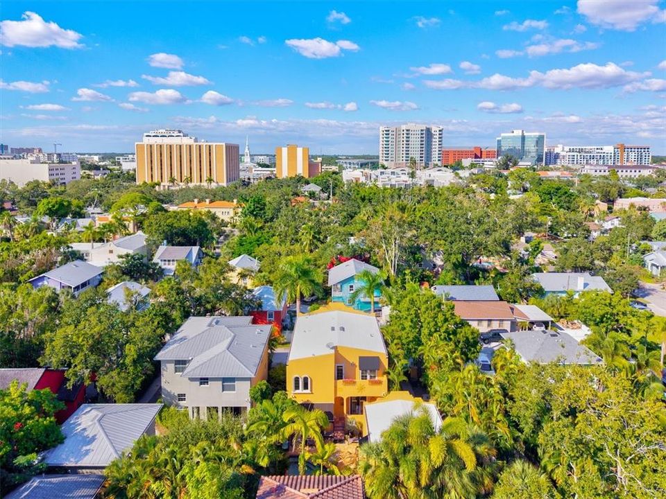 For Sale: $2,400,000 (4 beds, 3 baths, 2919 Square Feet)