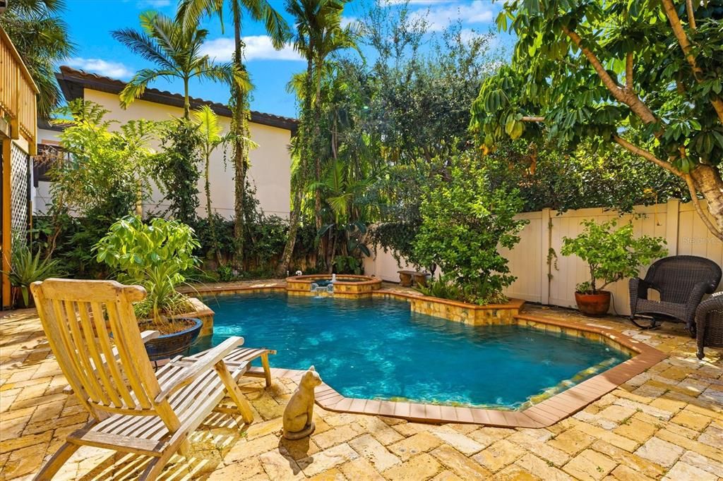 For Sale: $2,400,000 (4 beds, 3 baths, 2919 Square Feet)