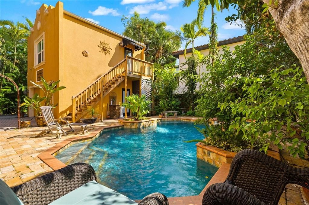 For Sale: $2,400,000 (4 beds, 3 baths, 2919 Square Feet)