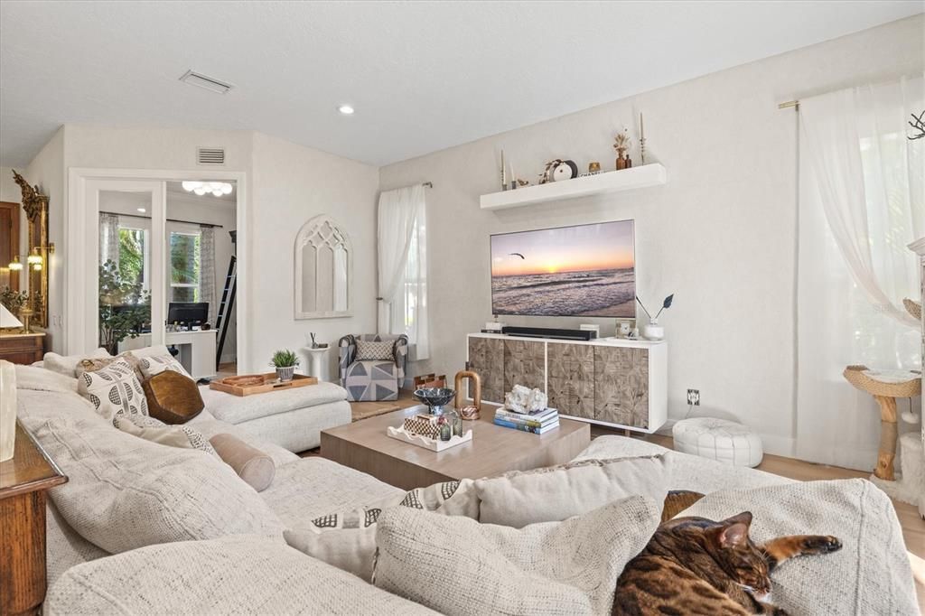 For Sale: $2,400,000 (4 beds, 3 baths, 2919 Square Feet)