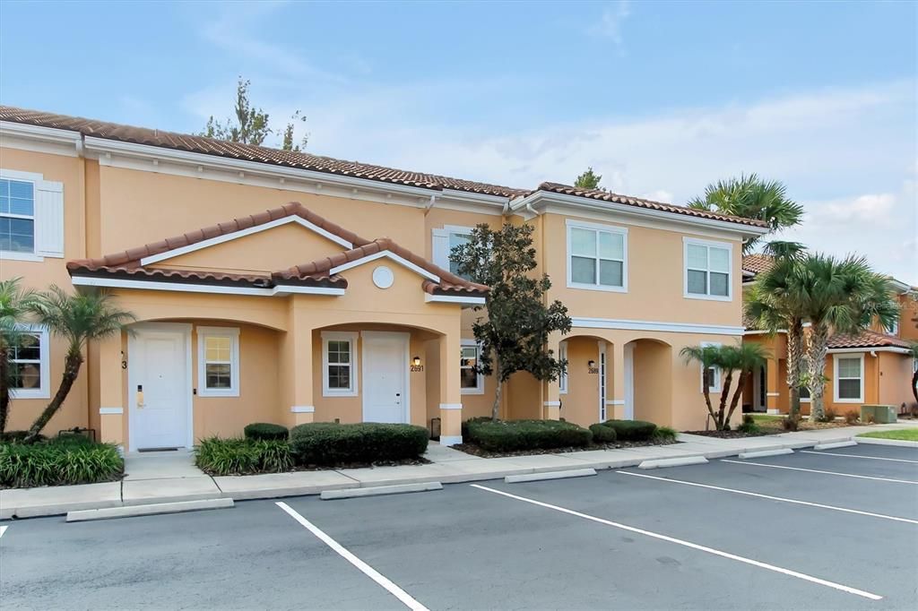 For Sale: $289,000 (2 beds, 2 baths, 1350 Square Feet)