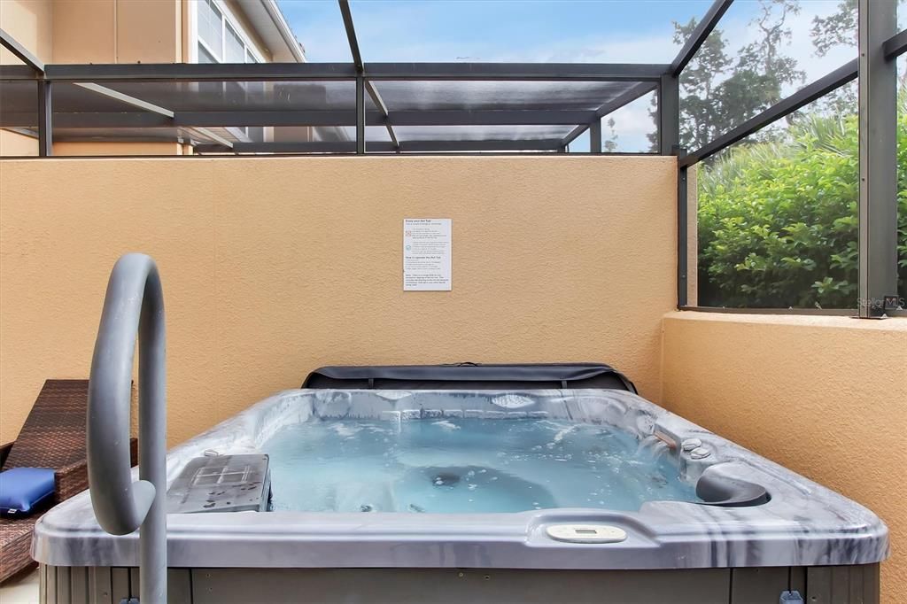 For Sale: $289,000 (2 beds, 2 baths, 1350 Square Feet)