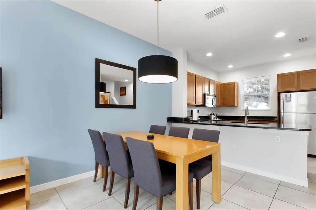 For Sale: $289,000 (2 beds, 2 baths, 1350 Square Feet)