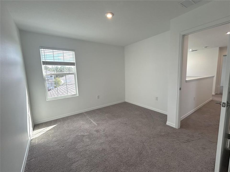 出租: $2,700 (5 贝兹, 3 浴室, 2328 平方英尺)