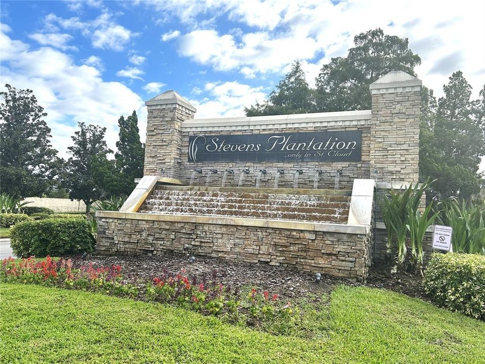 出租: $2,700 (5 贝兹, 3 浴室, 2328 平方英尺)