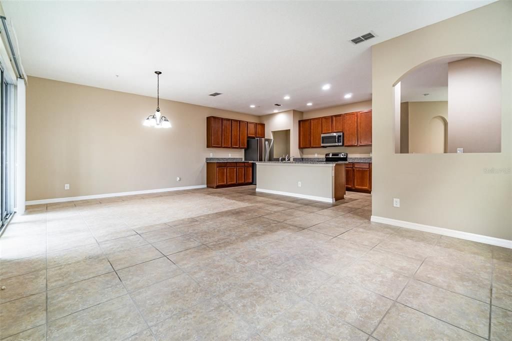 For Sale: $335,000 (3 beds, 2 baths, 1863 Square Feet)