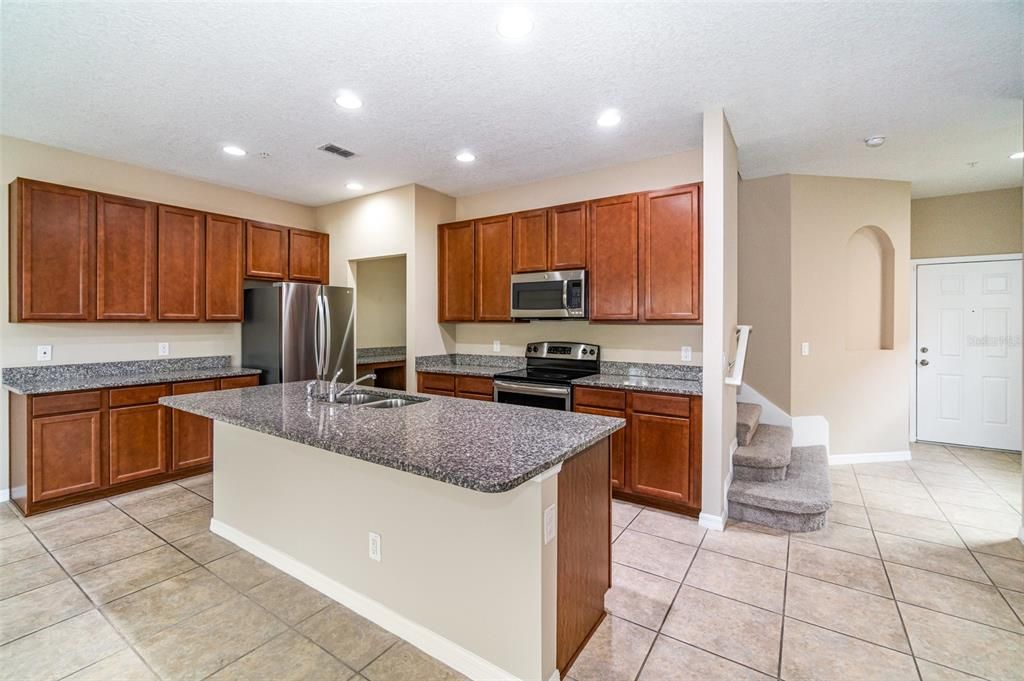 For Sale: $335,000 (3 beds, 2 baths, 1863 Square Feet)