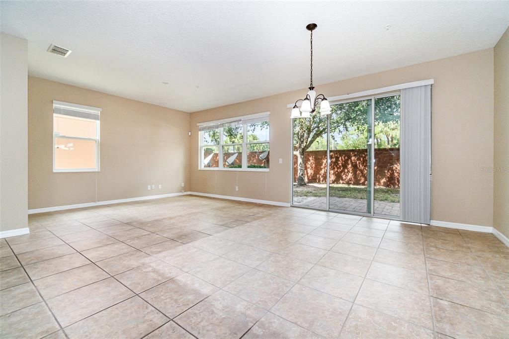 For Sale: $335,000 (3 beds, 2 baths, 1863 Square Feet)