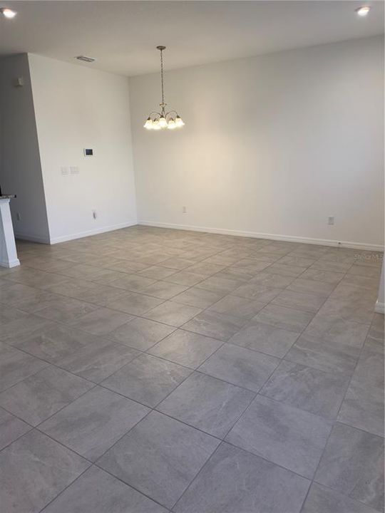 For Rent: $2,350 (3 beds, 2 baths, 1528 Square Feet)