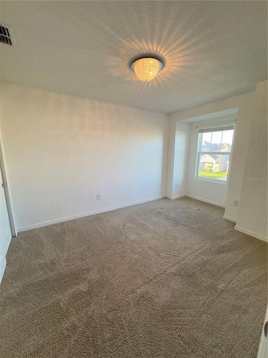 For Rent: $2,350 (3 beds, 2 baths, 1528 Square Feet)