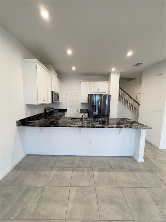 For Rent: $2,350 (3 beds, 2 baths, 1528 Square Feet)