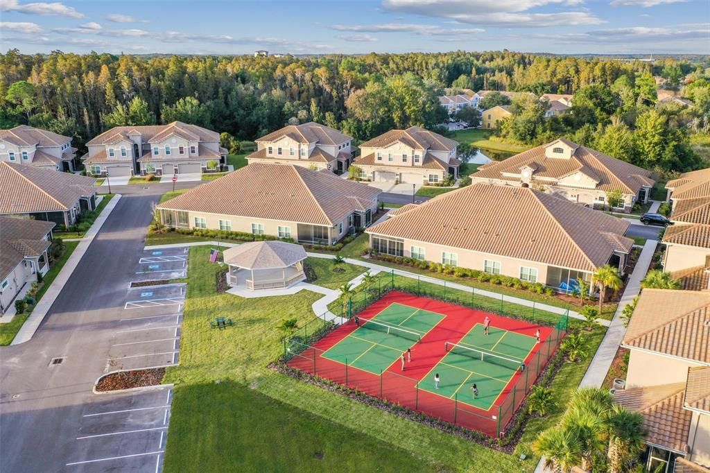 На продажу: $529,000 (2 спален, 2 ванн, 1704 Квадратных фут)