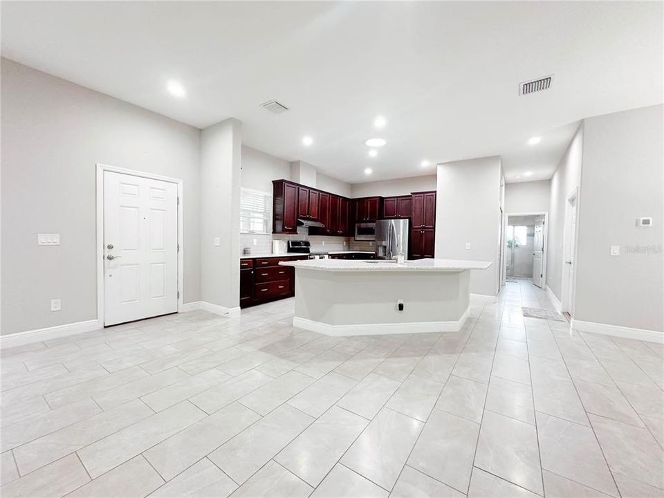 На продажу: $529,000 (2 спален, 2 ванн, 1704 Квадратных фут)