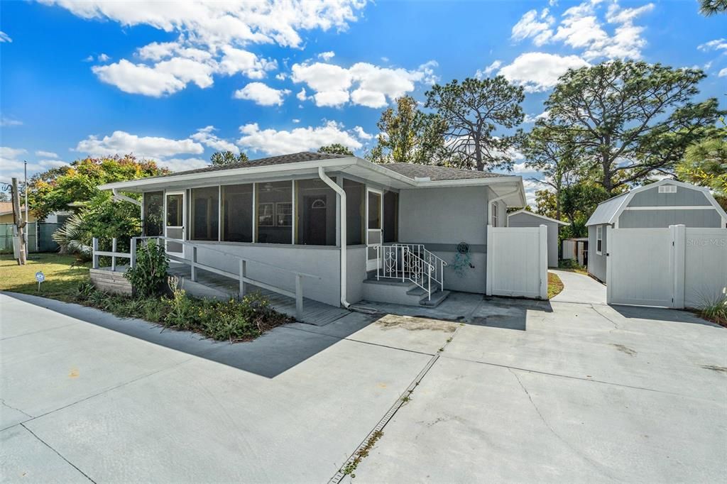 For Sale: $259,900 (2 beds, 2 baths, 1794 Square Feet)