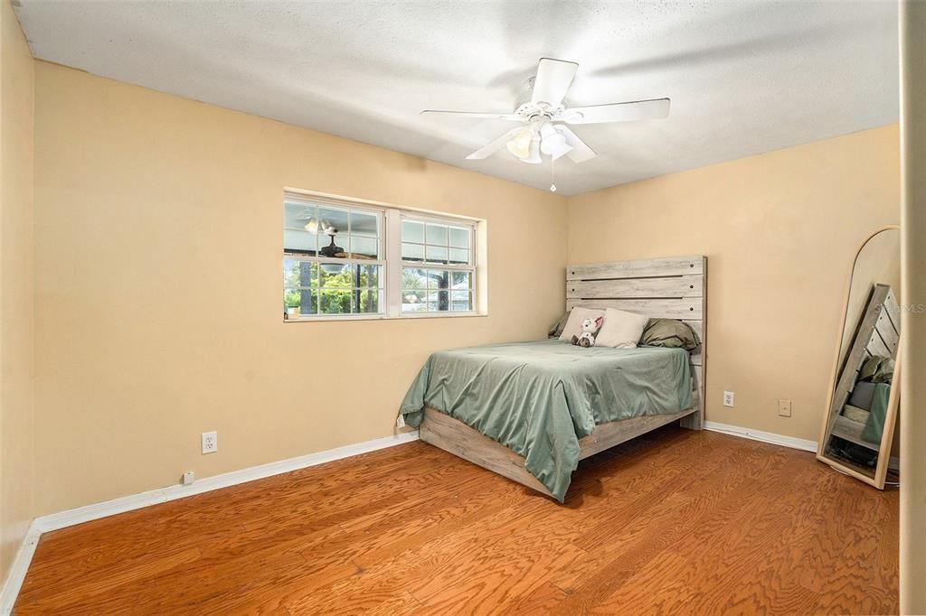 For Sale: $259,900 (2 beds, 2 baths, 1794 Square Feet)