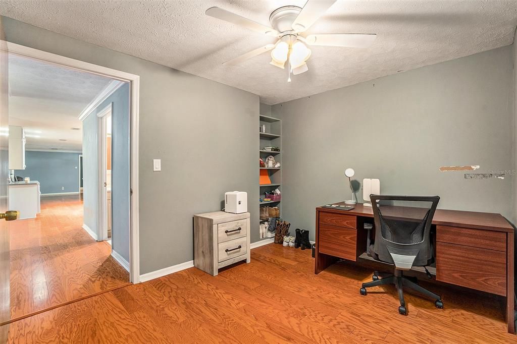 For Sale: $259,900 (2 beds, 2 baths, 1794 Square Feet)