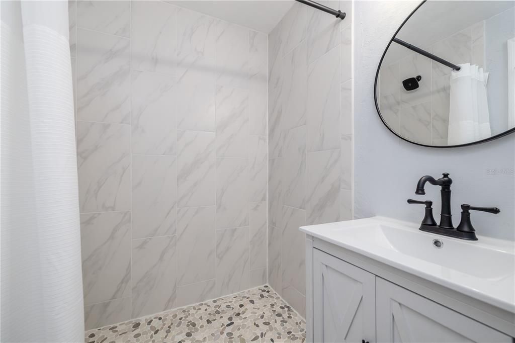 待售: $364,900 (2 贝兹, 2 浴室, 1190 平方英尺)