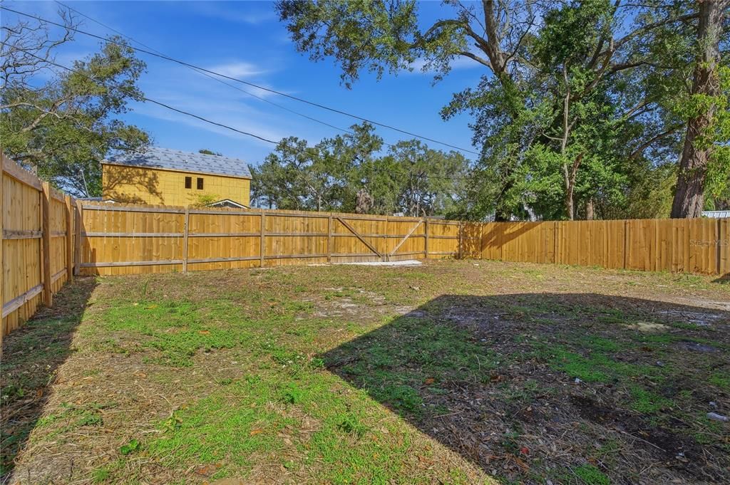 For Sale: $449,800 (4 beds, 2 baths, 1552 Square Feet)