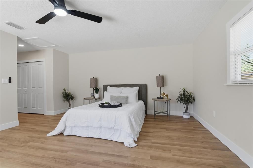 For Sale: $449,800 (4 beds, 2 baths, 1552 Square Feet)