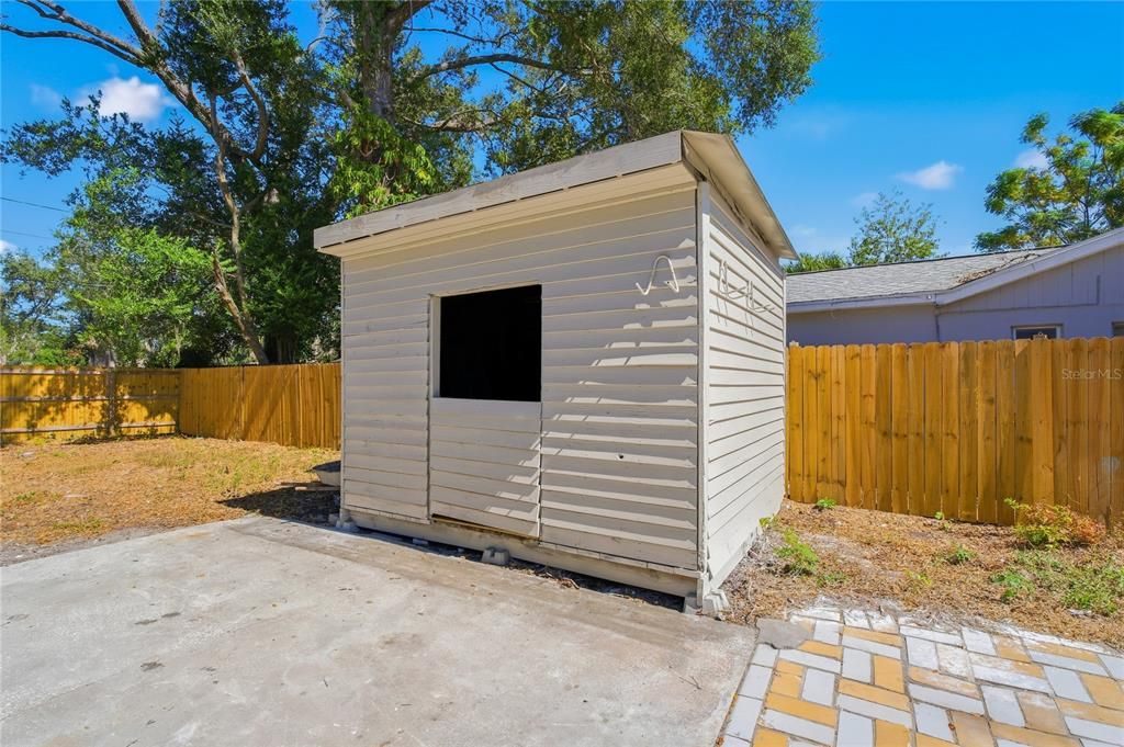 For Sale: $449,800 (4 beds, 2 baths, 1552 Square Feet)