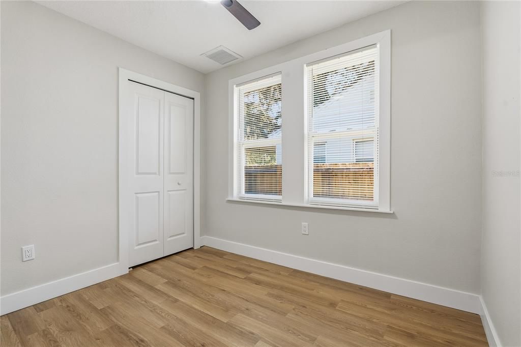 For Sale: $449,800 (4 beds, 2 baths, 1552 Square Feet)