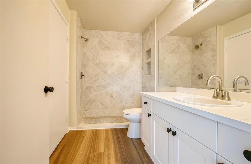 For Rent: $1,850 (2 beds, 2 baths, 1104 Square Feet)