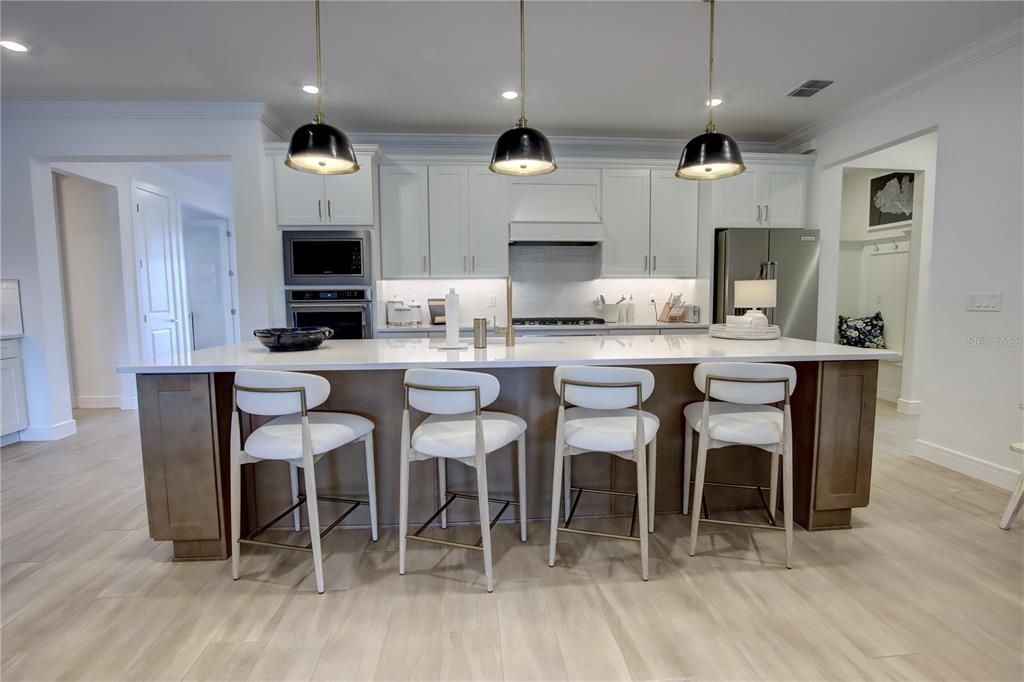 For Sale: $849,000 (3 beds, 2 baths, 2269 Square Feet)