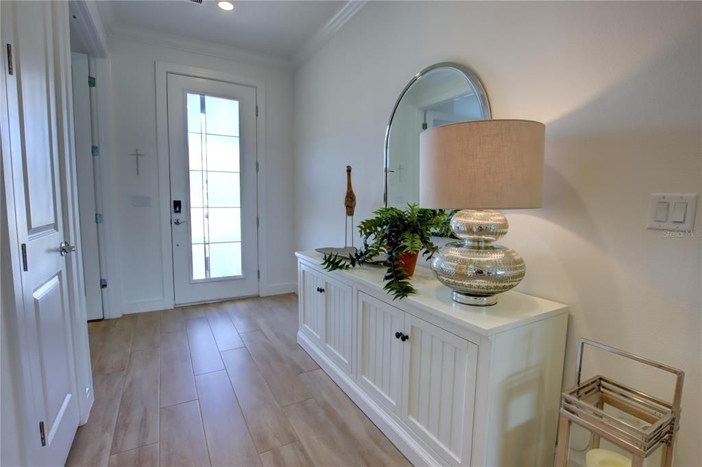 For Sale: $849,000 (3 beds, 2 baths, 2269 Square Feet)