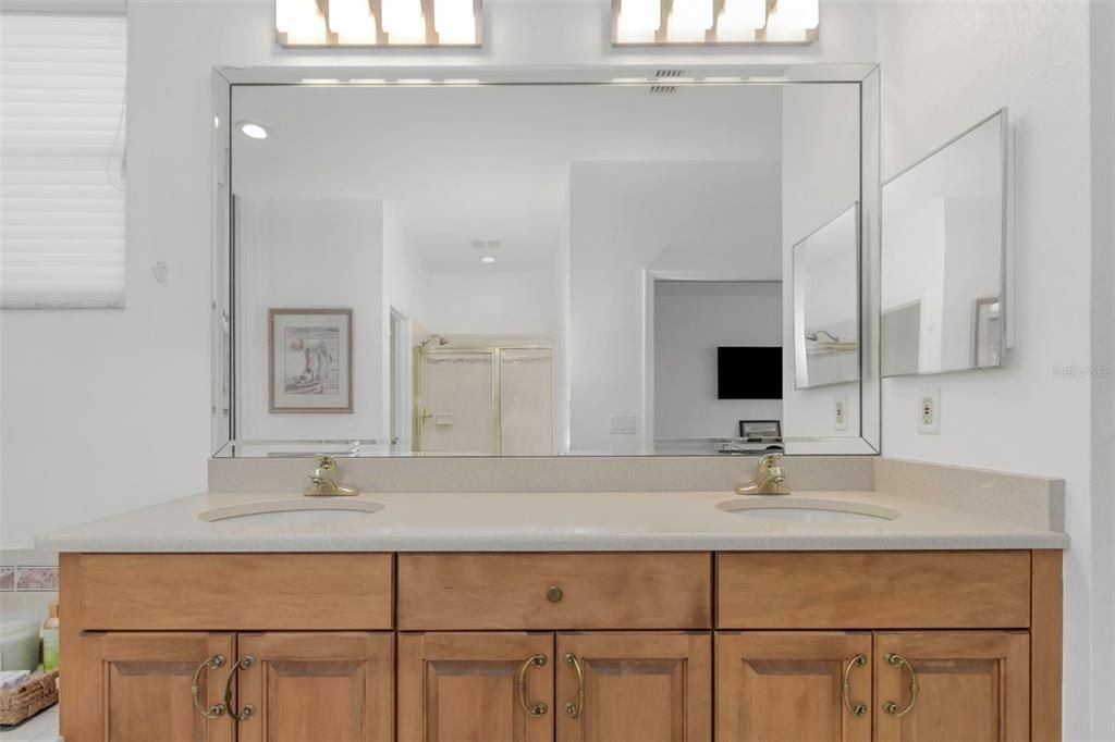 Active With Contract: $775,000 (3 beds, 3 baths, 2474 Square Feet)