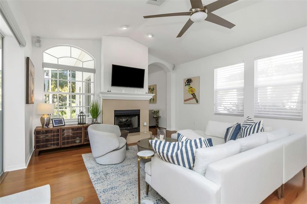 Active With Contract: $775,000 (3 beds, 3 baths, 2474 Square Feet)