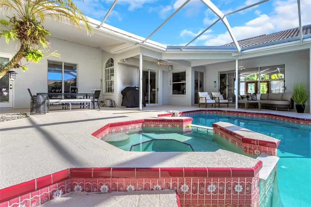 Active With Contract: $775,000 (3 beds, 3 baths, 2474 Square Feet)