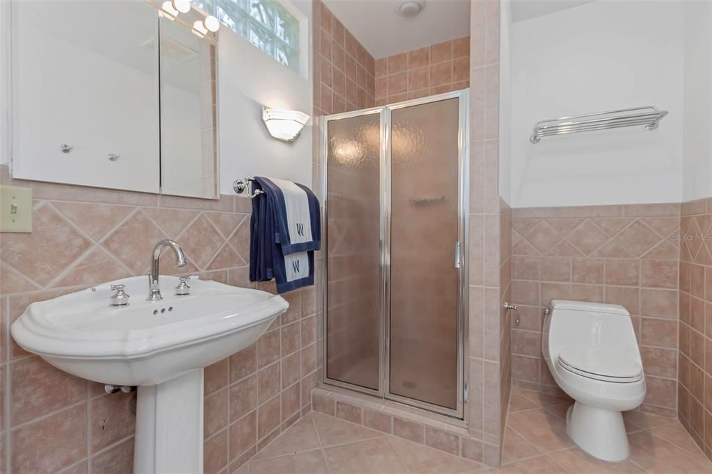 Active With Contract: $775,000 (3 beds, 3 baths, 2474 Square Feet)