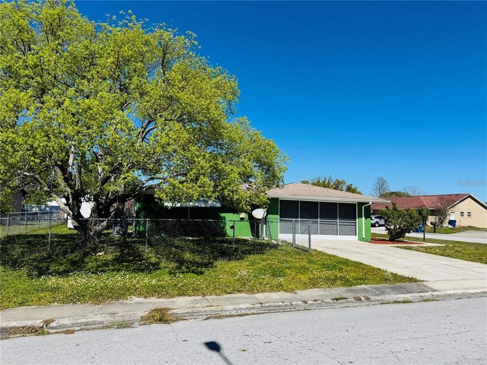 В аренду: $1,800 (3 спален, 2 ванн, 1326 Квадратных фут)