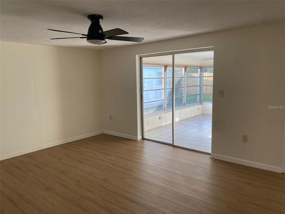 В аренду: $1,800 (3 спален, 2 ванн, 1326 Квадратных фут)