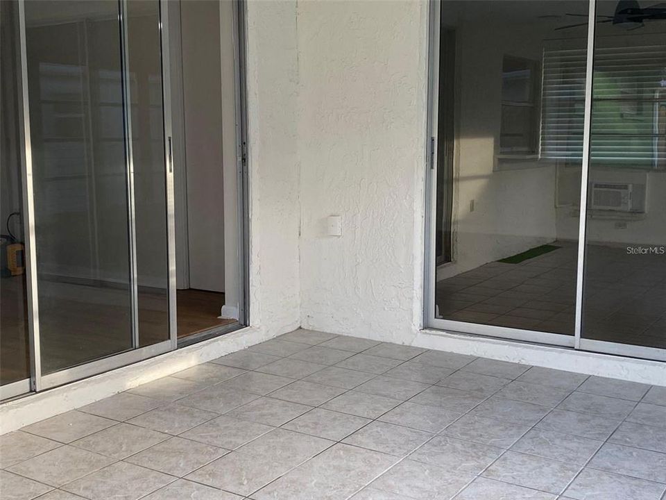 В аренду: $1,800 (3 спален, 2 ванн, 1326 Квадратных фут)