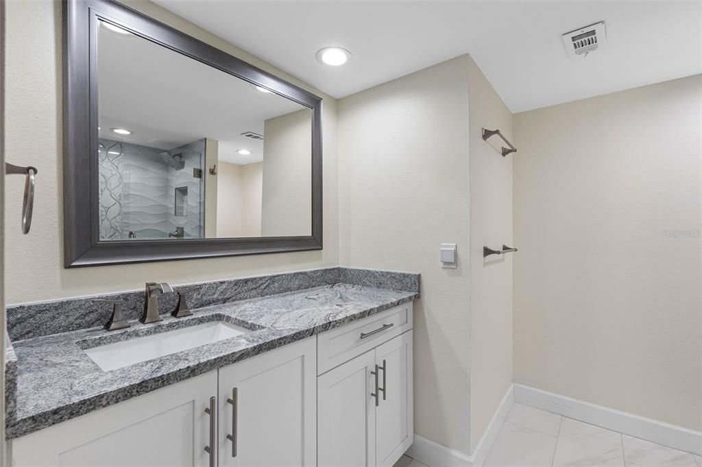 For Rent: $4,200 (3 beds, 2 baths, 1624 Square Feet)