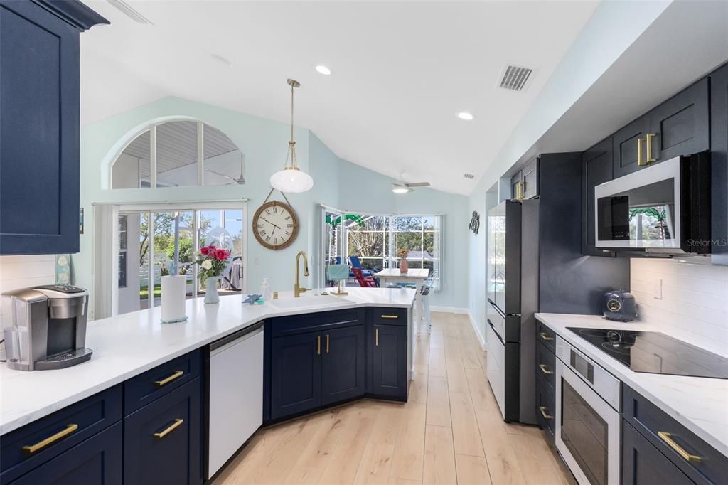 Active With Contract: $450,000 (3 beds, 2 baths, 1791 Square Feet)