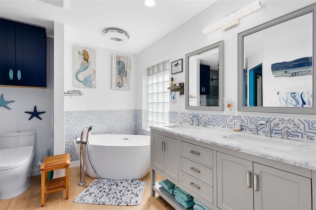 Active With Contract: $450,000 (3 beds, 2 baths, 1791 Square Feet)