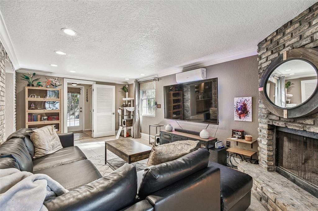 For Sale: $480,000 (3 beds, 2 baths, 1806 Square Feet)