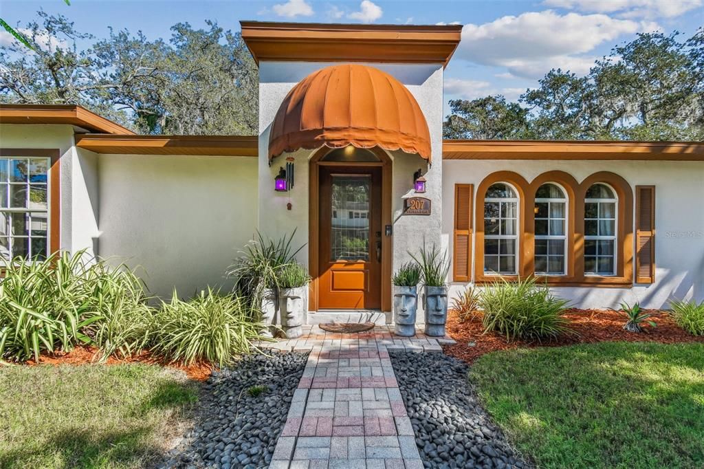 For Sale: $480,000 (3 beds, 2 baths, 1806 Square Feet)